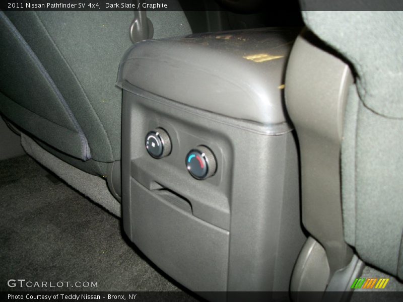 Dark Slate / Graphite 2011 Nissan Pathfinder SV 4x4