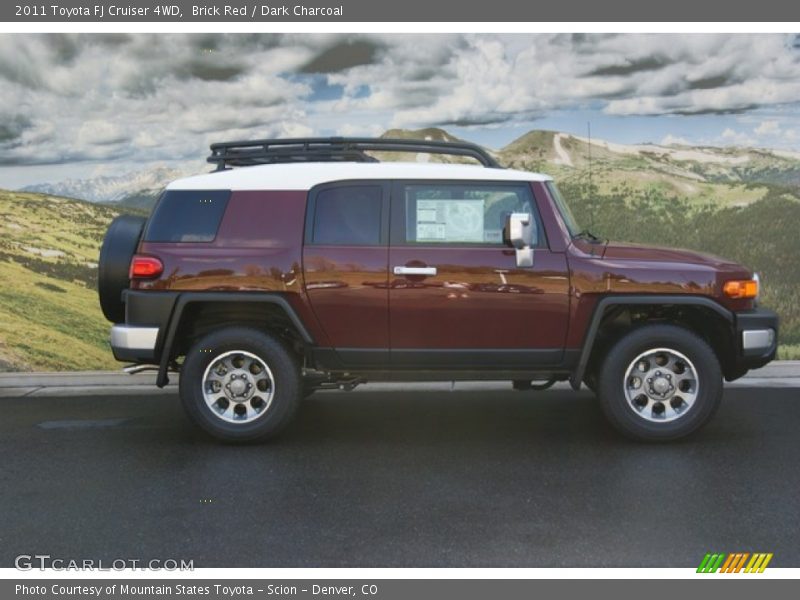 Brick Red / Dark Charcoal 2011 Toyota FJ Cruiser 4WD