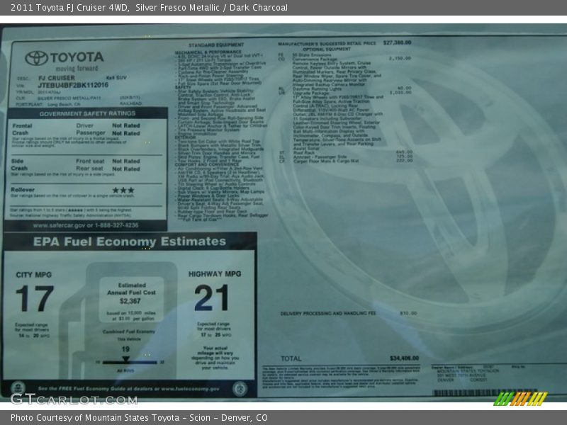 Silver Fresco Metallic / Dark Charcoal 2011 Toyota FJ Cruiser 4WD