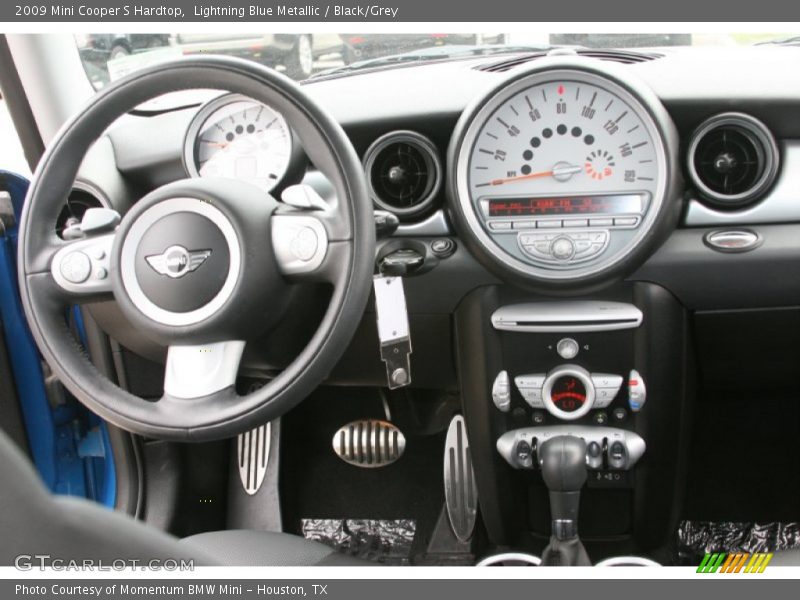 Lightning Blue Metallic / Black/Grey 2009 Mini Cooper S Hardtop