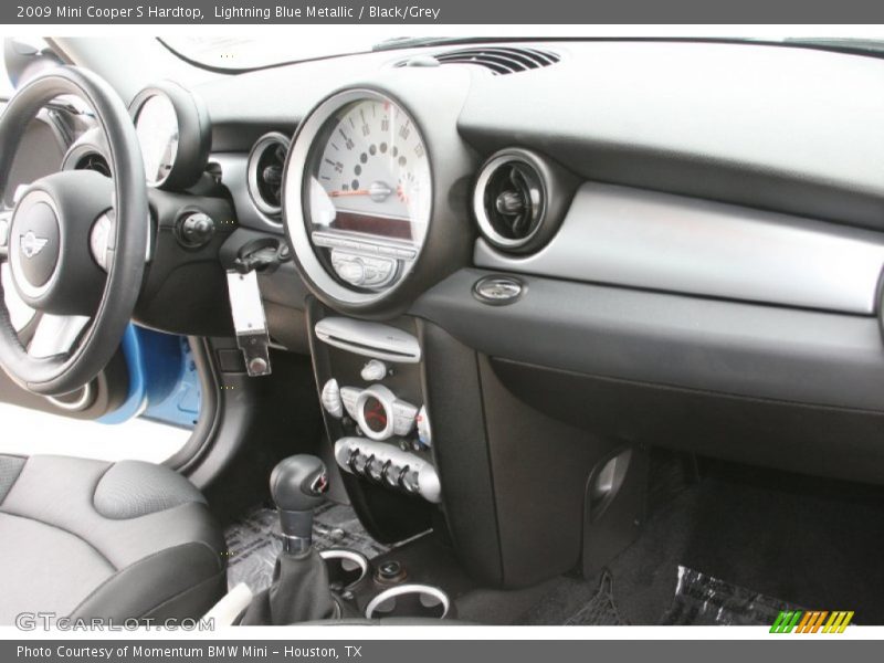 Lightning Blue Metallic / Black/Grey 2009 Mini Cooper S Hardtop