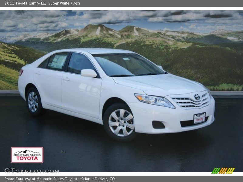 Super White / Ash 2011 Toyota Camry LE