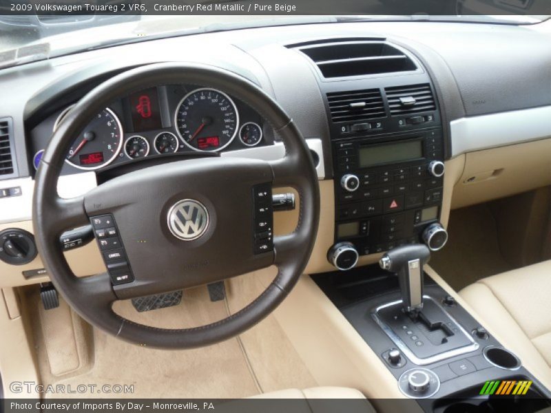 Dashboard of 2009 Touareg 2 VR6
