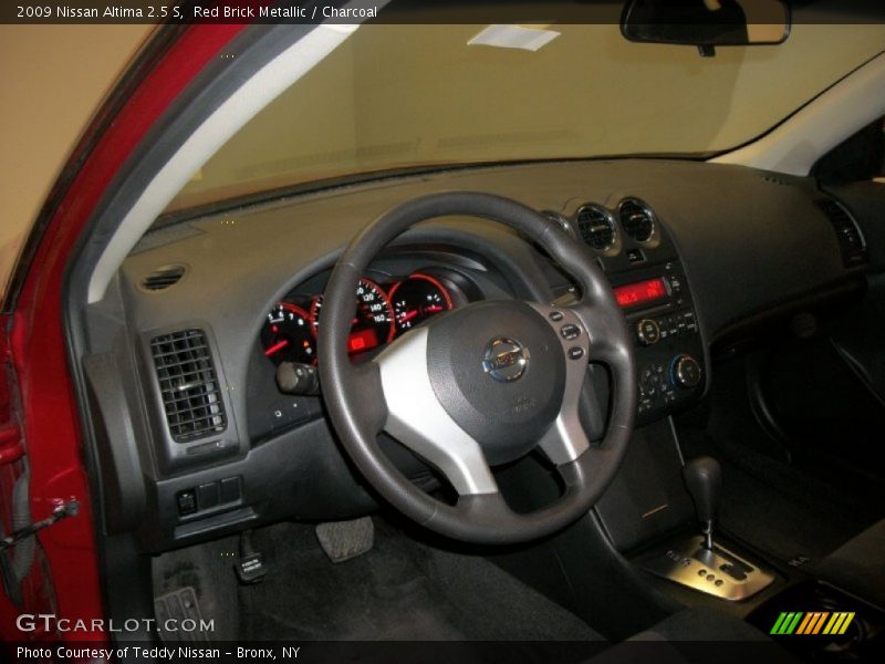 Red Brick Metallic / Charcoal 2009 Nissan Altima 2.5 S