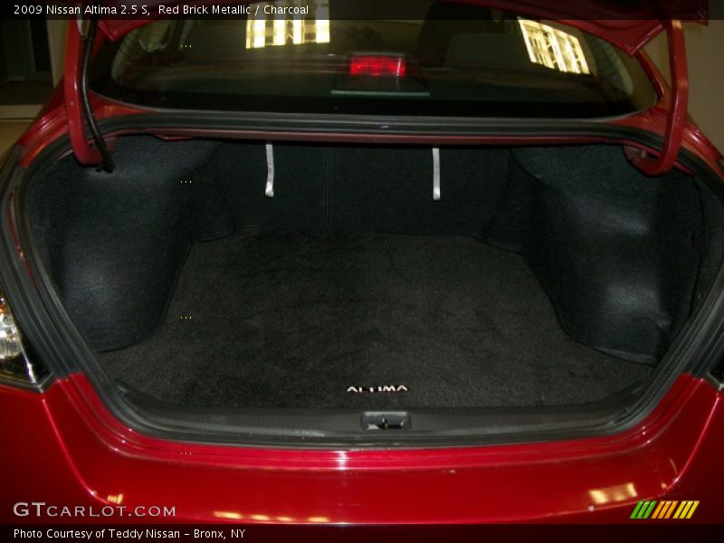 Red Brick Metallic / Charcoal 2009 Nissan Altima 2.5 S