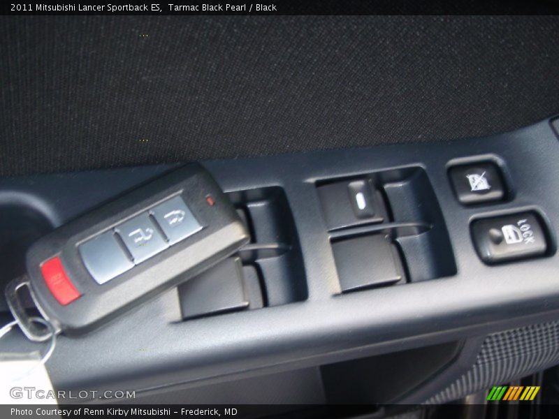 Tarmac Black Pearl / Black 2011 Mitsubishi Lancer Sportback ES
