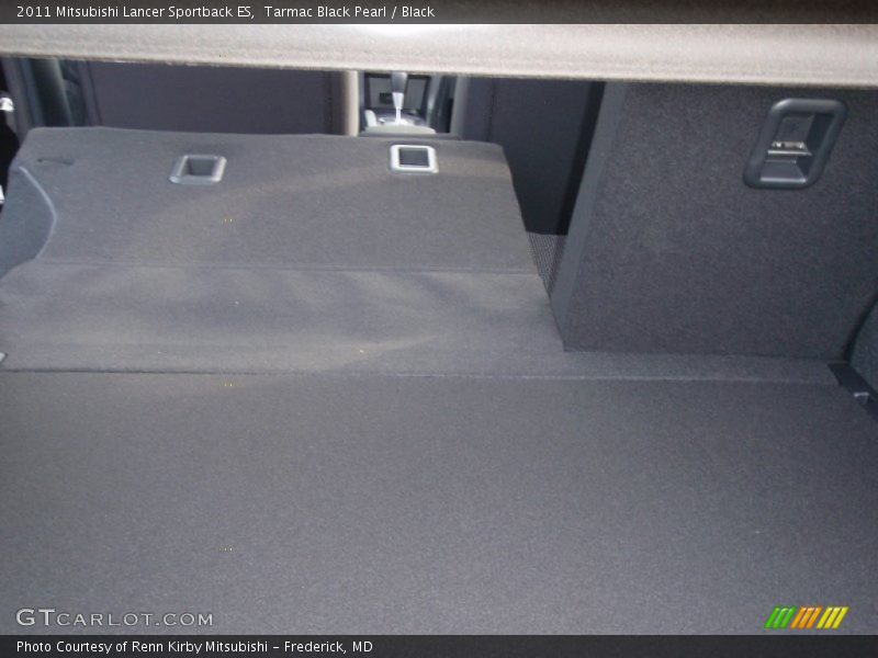 Tarmac Black Pearl / Black 2011 Mitsubishi Lancer Sportback ES