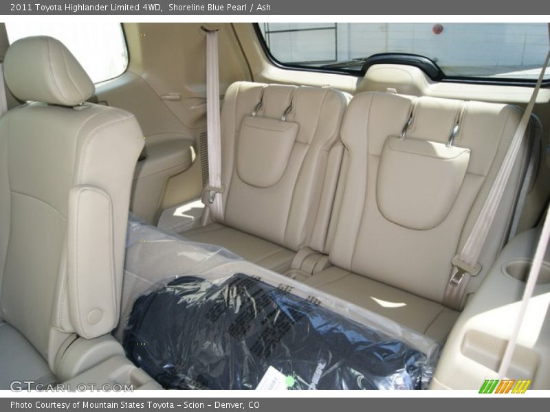 Shoreline Blue Pearl / Ash 2011 Toyota Highlander Limited 4WD
