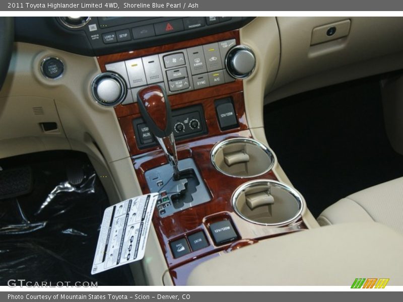 Shoreline Blue Pearl / Ash 2011 Toyota Highlander Limited 4WD