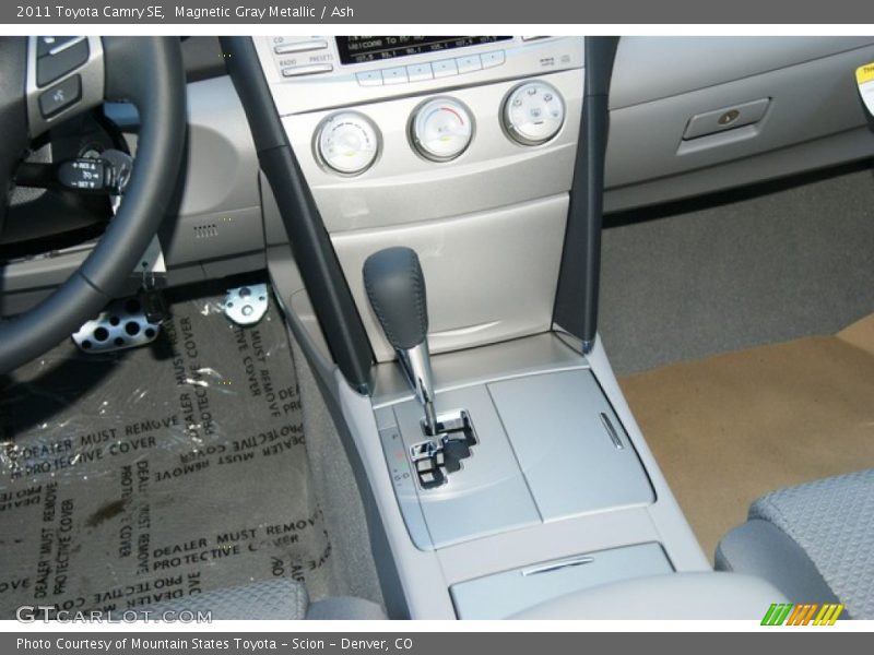 Magnetic Gray Metallic / Ash 2011 Toyota Camry SE