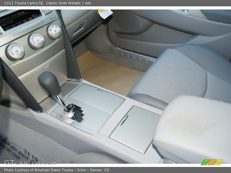 Classic Silver Metallic / Ash 2011 Toyota Camry SE