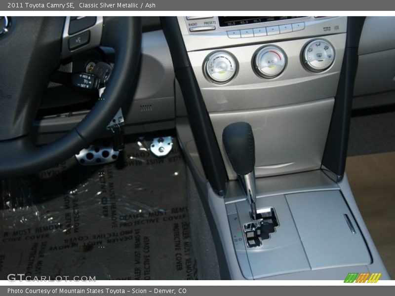 Classic Silver Metallic / Ash 2011 Toyota Camry SE