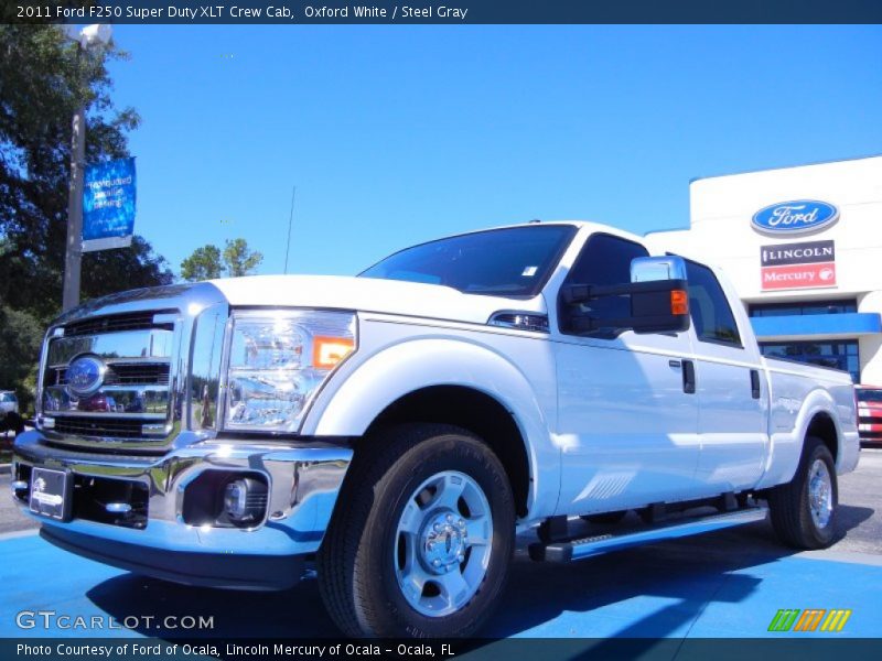 Oxford White / Steel Gray 2011 Ford F250 Super Duty XLT Crew Cab