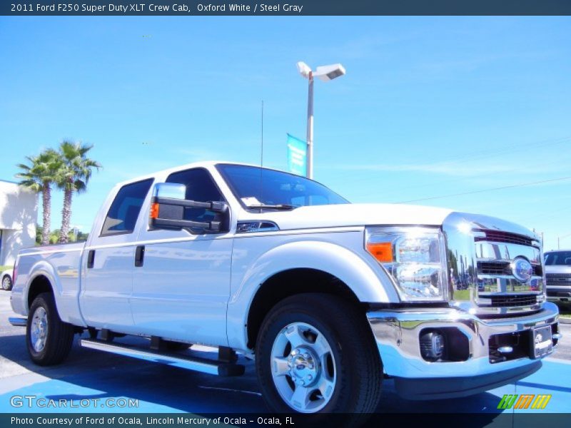 Oxford White / Steel Gray 2011 Ford F250 Super Duty XLT Crew Cab