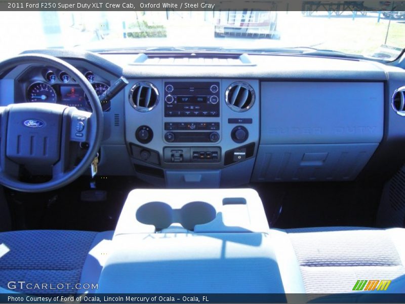 Oxford White / Steel Gray 2011 Ford F250 Super Duty XLT Crew Cab