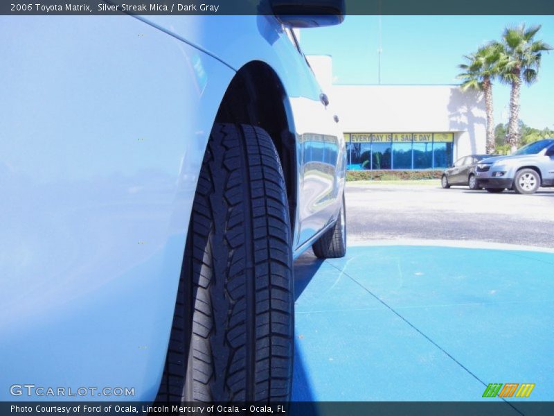 Silver Streak Mica / Dark Gray 2006 Toyota Matrix