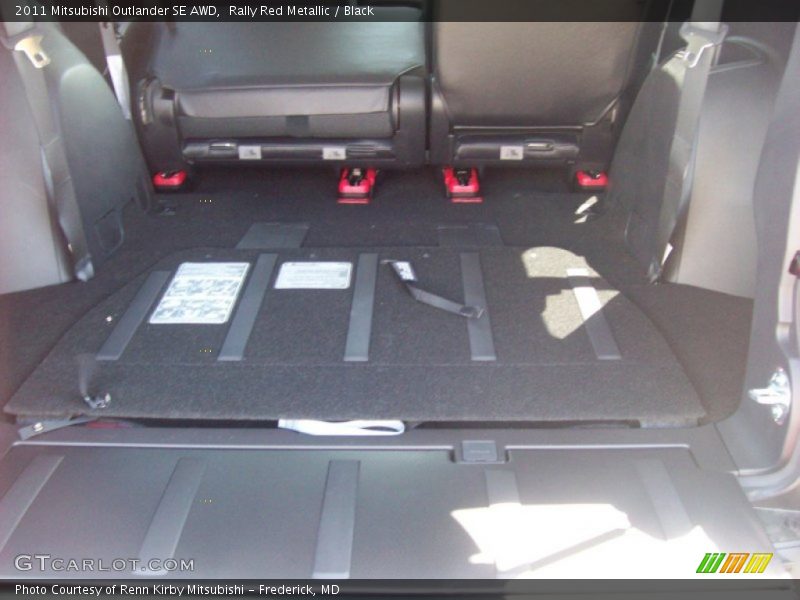 Rally Red Metallic / Black 2011 Mitsubishi Outlander SE AWD
