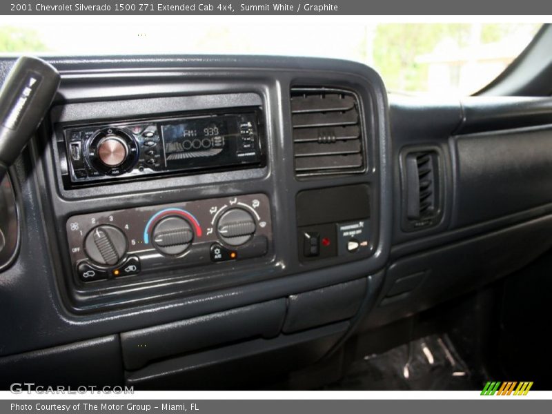 Summit White / Graphite 2001 Chevrolet Silverado 1500 Z71 Extended Cab 4x4