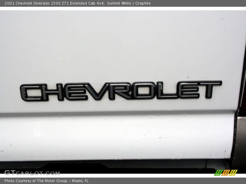Summit White / Graphite 2001 Chevrolet Silverado 1500 Z71 Extended Cab 4x4