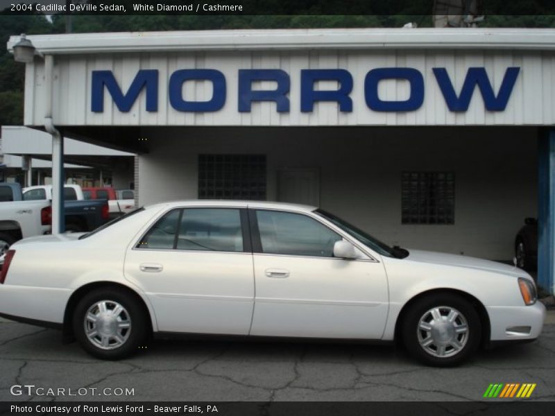 White Diamond / Cashmere 2004 Cadillac DeVille Sedan