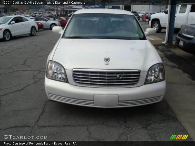 White Diamond / Cashmere 2004 Cadillac DeVille Sedan