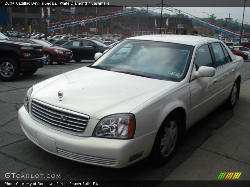White Diamond / Cashmere 2004 Cadillac DeVille Sedan
