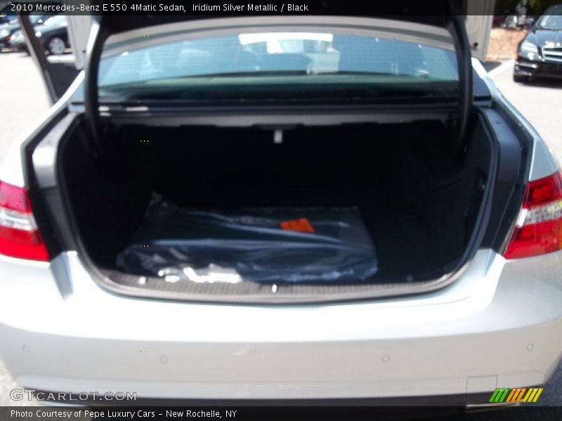 Iridium Silver Metallic / Black 2010 Mercedes-Benz E 550 4Matic Sedan