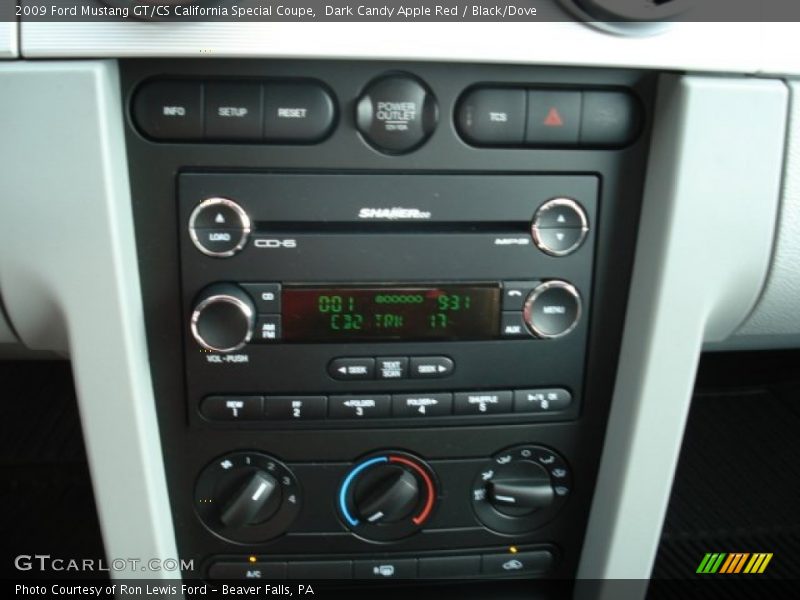 Controls of 2009 Mustang GT/CS California Special Coupe