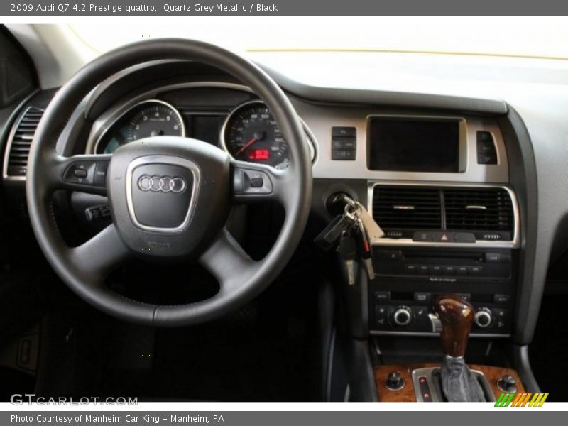 Dashboard of 2009 Q7 4.2 Prestige quattro