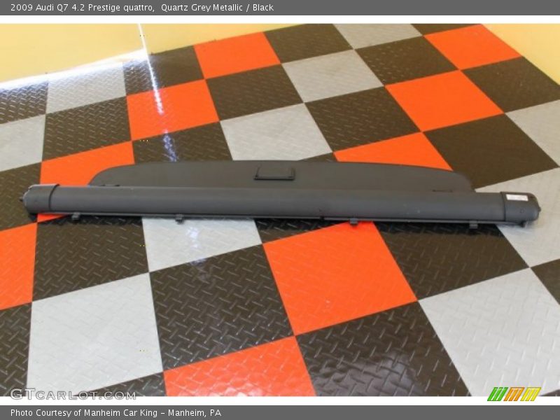 Quartz Grey Metallic / Black 2009 Audi Q7 4.2 Prestige quattro