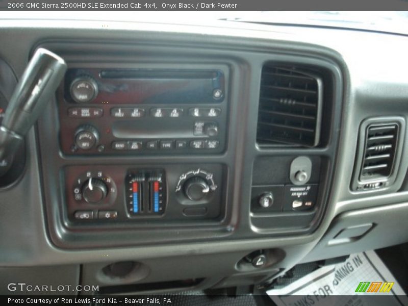 Onyx Black / Dark Pewter 2006 GMC Sierra 2500HD SLE Extended Cab 4x4
