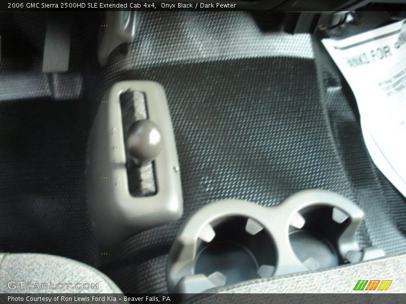 Onyx Black / Dark Pewter 2006 GMC Sierra 2500HD SLE Extended Cab 4x4