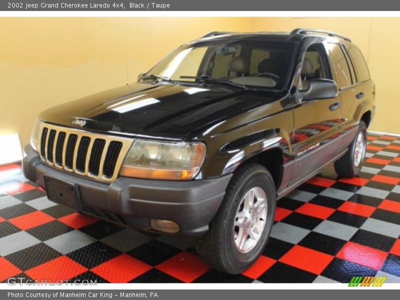 Black / Taupe 2002 Jeep Grand Cherokee Laredo 4x4