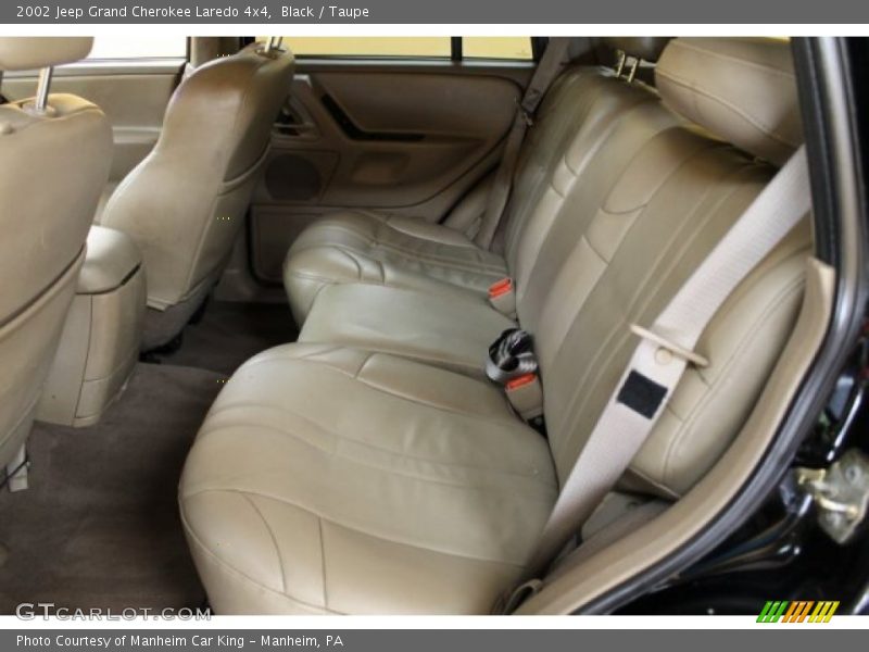 Black / Taupe 2002 Jeep Grand Cherokee Laredo 4x4