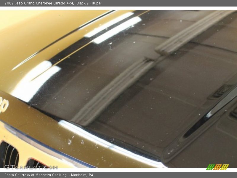 Black / Taupe 2002 Jeep Grand Cherokee Laredo 4x4