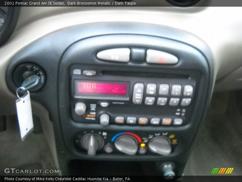 Dark Bronzemist Metallic / Dark Taupe 2001 Pontiac Grand Am SE Sedan