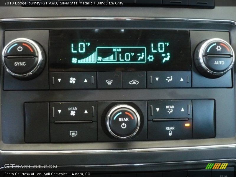 Controls of 2010 Journey R/T AWD