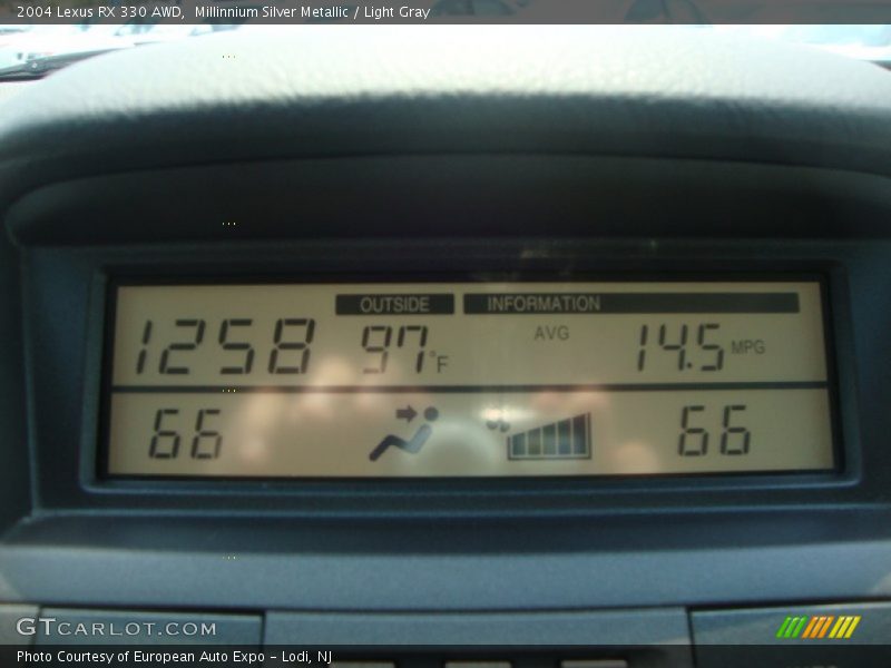 Millinnium Silver Metallic / Light Gray 2004 Lexus RX 330 AWD