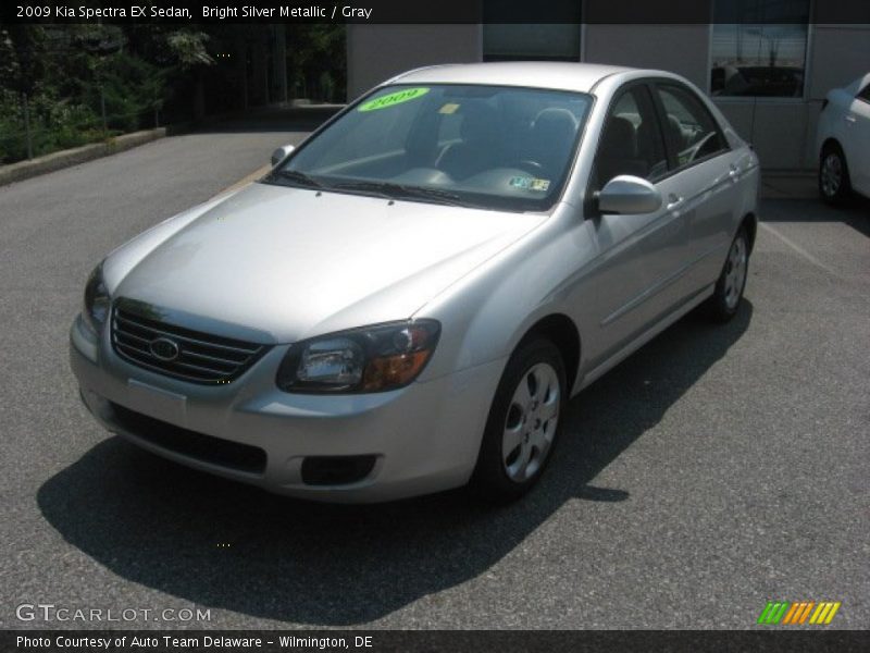Bright Silver Metallic / Gray 2009 Kia Spectra EX Sedan