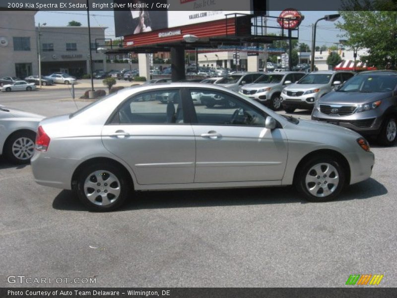 Bright Silver Metallic / Gray 2009 Kia Spectra EX Sedan