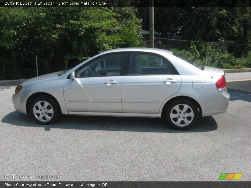 Bright Silver Metallic / Gray 2009 Kia Spectra EX Sedan