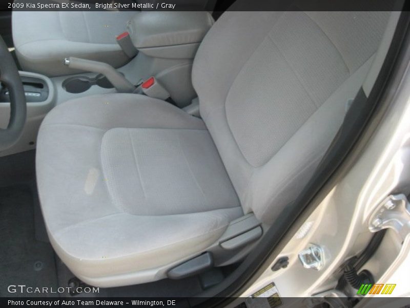 Bright Silver Metallic / Gray 2009 Kia Spectra EX Sedan