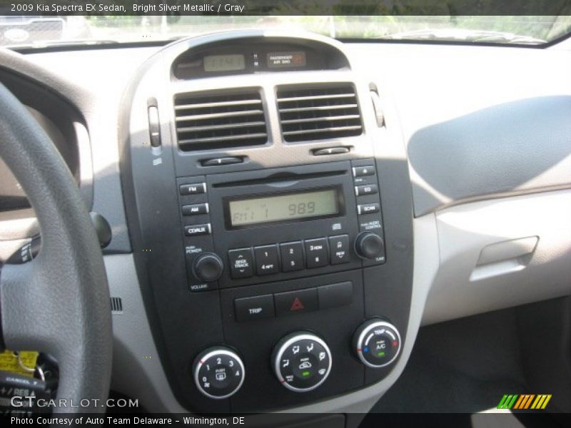 Bright Silver Metallic / Gray 2009 Kia Spectra EX Sedan