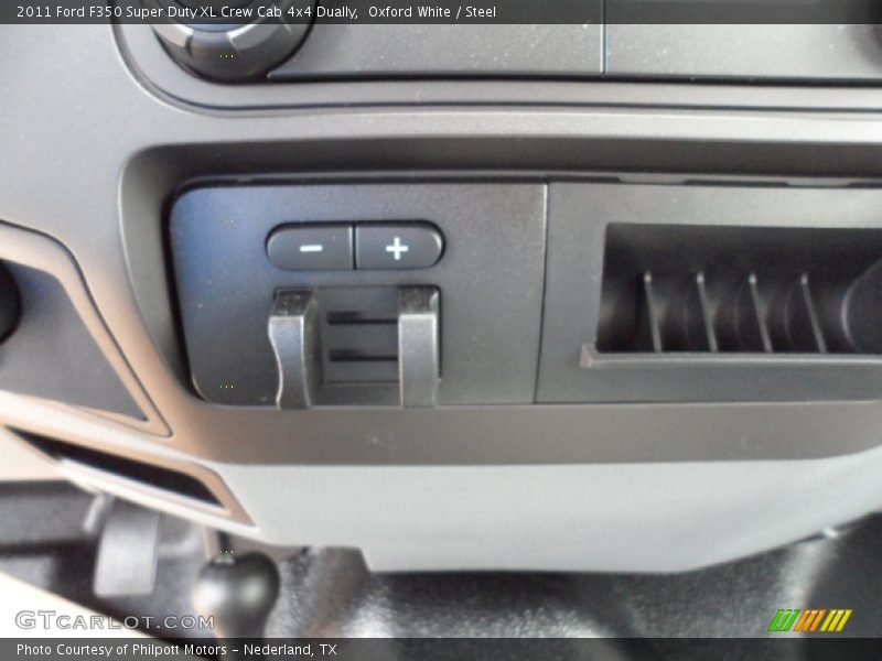 Oxford White / Steel 2011 Ford F350 Super Duty XL Crew Cab 4x4 Dually