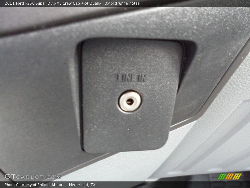 Oxford White / Steel 2011 Ford F350 Super Duty XL Crew Cab 4x4 Dually
