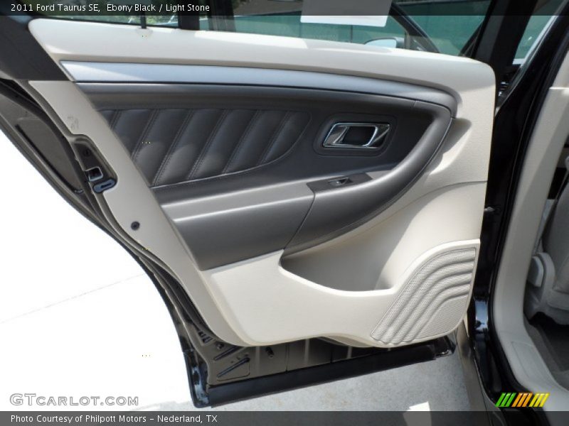 Door Panel of 2011 Taurus SE