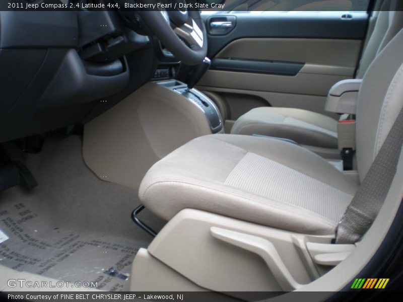 Blackberry Pearl / Dark Slate Gray 2011 Jeep Compass 2.4 Latitude 4x4