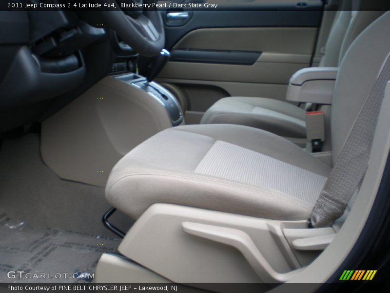 Blackberry Pearl / Dark Slate Gray 2011 Jeep Compass 2.4 Latitude 4x4