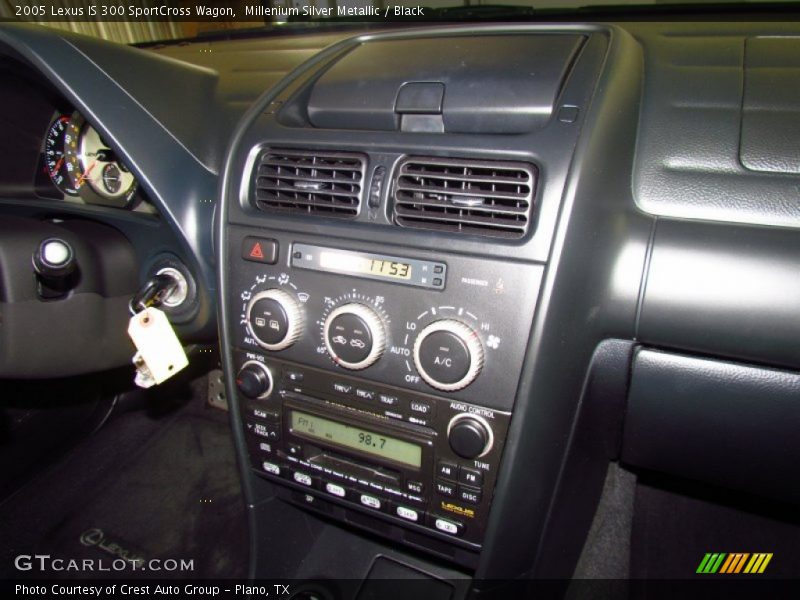 Controls of 2005 IS 300 SportCross Wagon