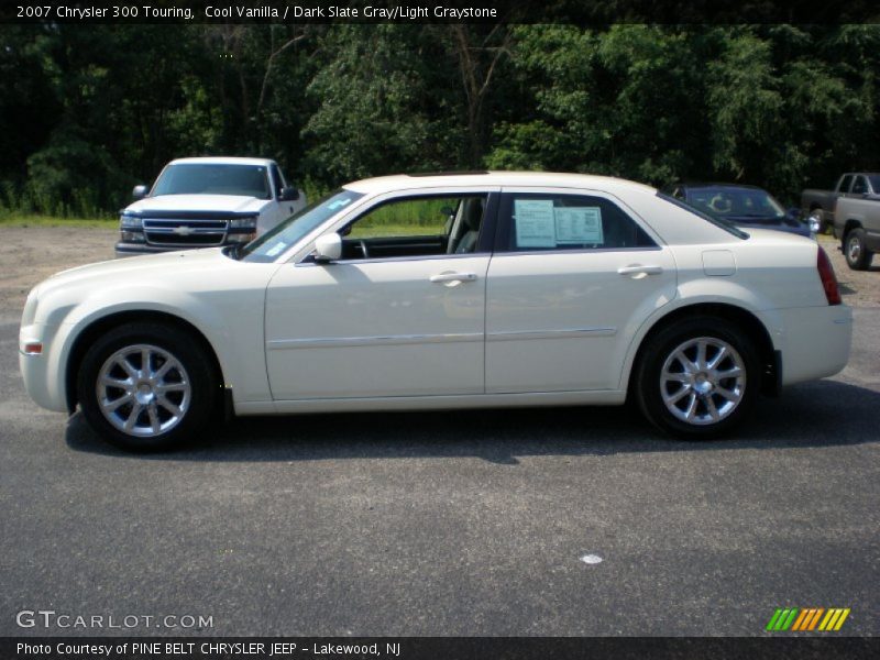 Cool Vanilla / Dark Slate Gray/Light Graystone 2007 Chrysler 300 Touring